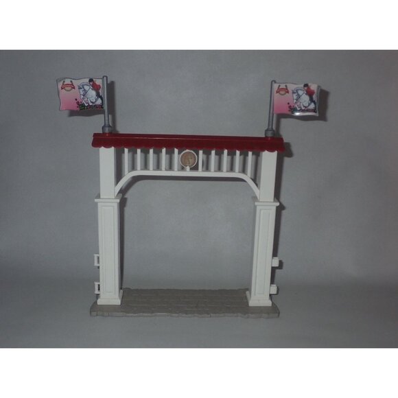Horse Club Big Horse Show Playset 42160 REPLACEMENT Entry Gate w/flags - Picture 6 of 6